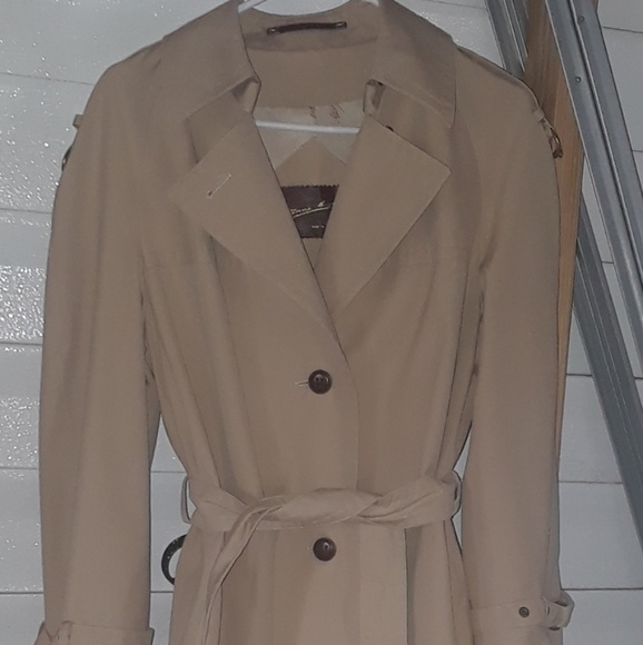 Etienne Aigner Jackets & Blazers - Etienne Aigner vintage trench coat
